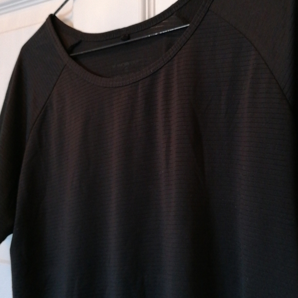 Sports shirts - Picture 4 of 4